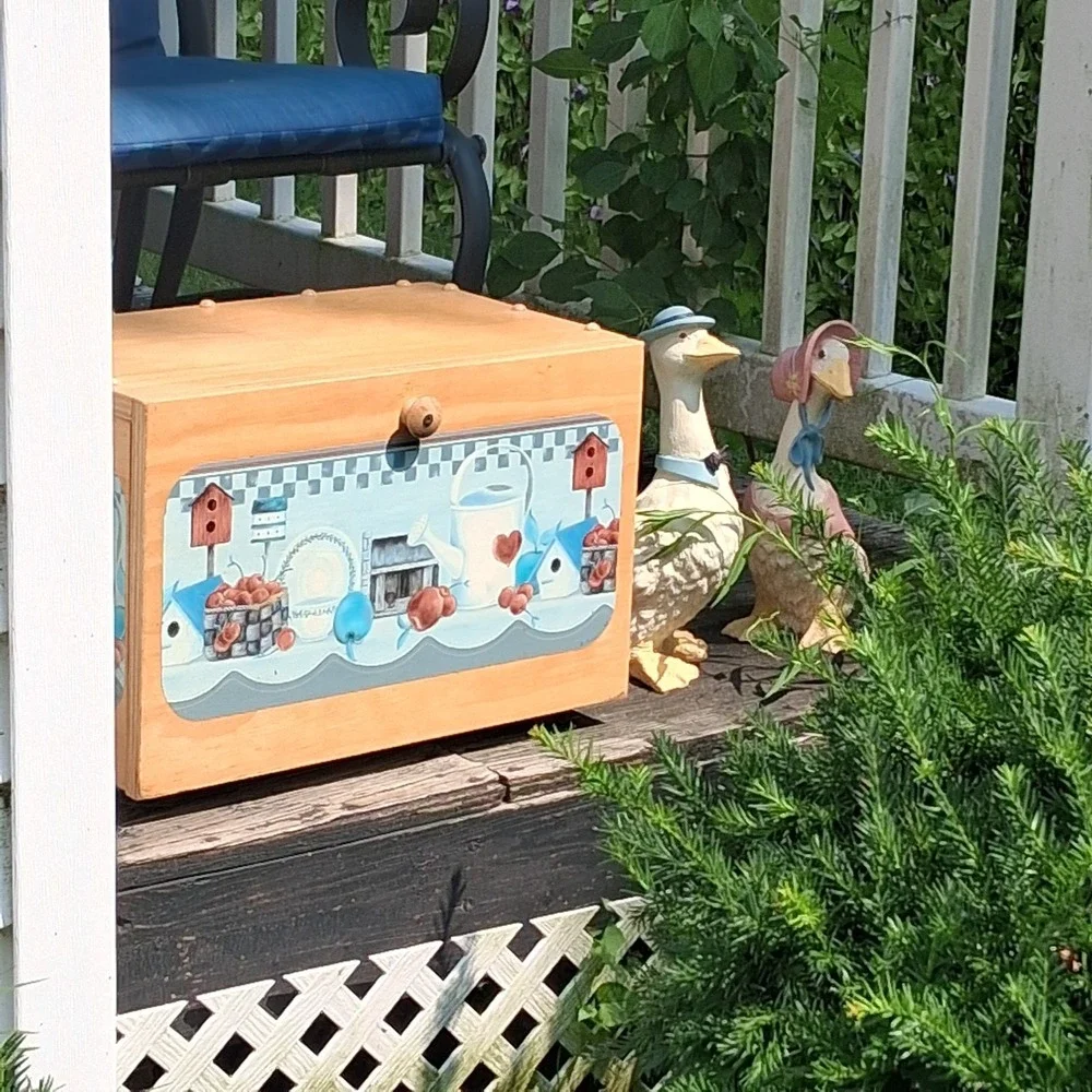 Vintage 90s Cottagecore Country Bread Box Butter Mom Unique!